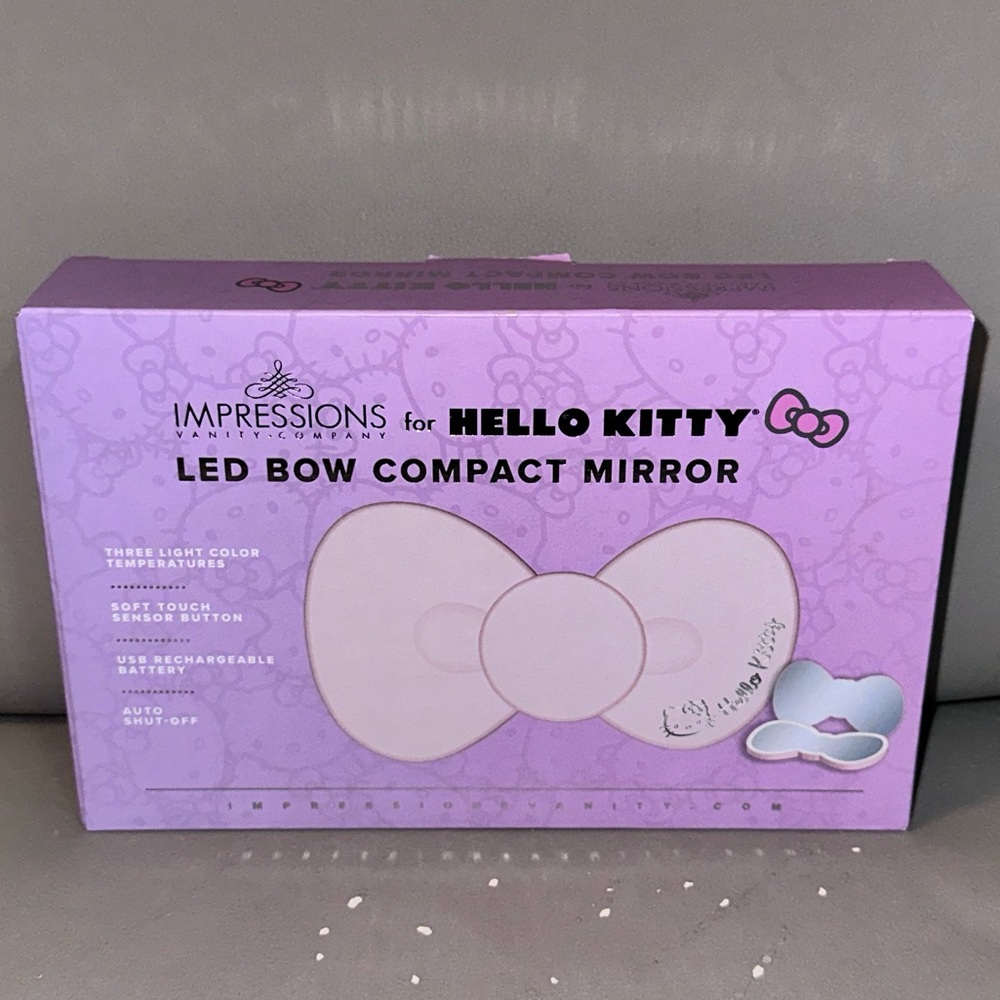 Hello Kitty x Impressions Bow LED Compact Mirror Small (light pink)